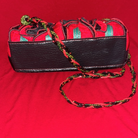 Mary Frances - Picture 4 of 12